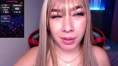 Snapshot of leahtemptation chatting on 01/01/25, 09:20 leah online show from 01/01/25, 09:20