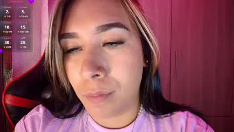 leah online show from 04/04/26, 09:56