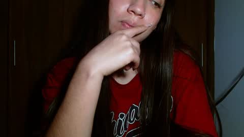 Snapshot of leanaalhub chatting on 12/12/24, 07:41 leanaalhub online show from 12/12/24, 07:41