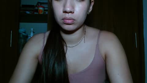 Snapshot of leanaalhub chatting on 12/19/24, 08:02 leanaalhub online show from 12/19/24, 08:02