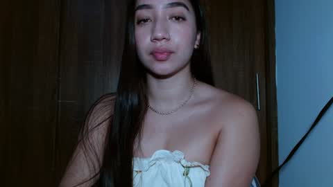 Snapshot of leanaalhub chatting on 12/21/24, 11:56 leanaalhub online show from 12/21/24, 11:56