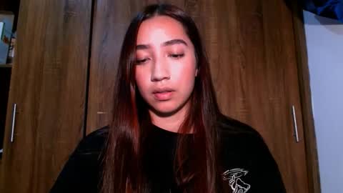 Snapshot of leanaalhub chatting on 10/30/25, 04:25 leanaalhub online show from 10/30/25, 04:25