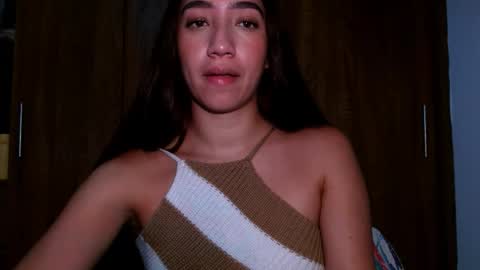 Snapshot of leanaalhub chatting on 11/29/25, 08:45 leanaalhub online show from 11/29/25, 08:45