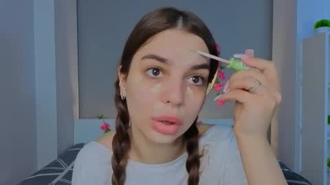 Sophie online show from 02/06/26, 06:18