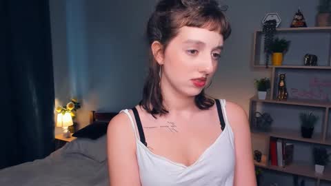 Snapshot of leanmcravin chatting on 11/11/25, 07:19 leanmcravin online show from 11/11/25, 07:19