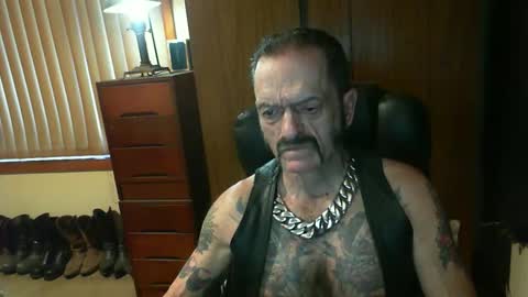 leathergreaser online show from 12/14/24, 08:23