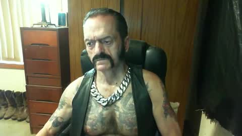 leathergreaser online show from 01/16/25, 12:02