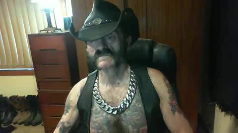 leathergreaser online show from 09/29/25, 07:40
