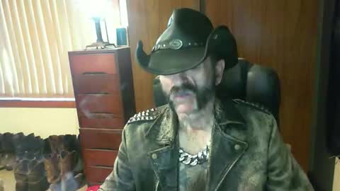 leathergreaser online show from 05/19/26, 10:27
