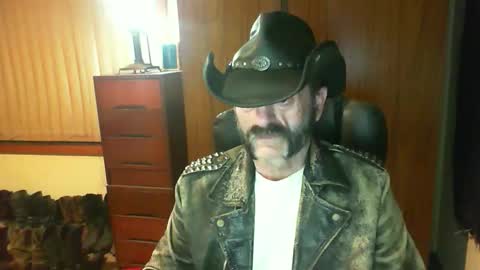 leathergreaser online show from 05/26/26, 11:39