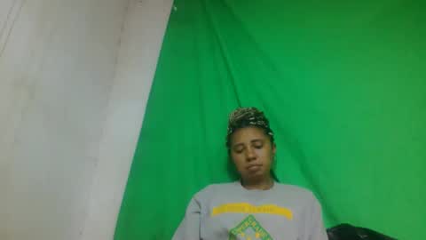 Snapshot of leatiana chatting on 02/13/26, 10:00 leatiana online show from 02/13/26, 10:00