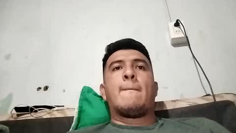 Snapshot of leche_dura122 chatting on 12/08/24, 11:19 leche_dura122 online show from 12/08/24, 11:19