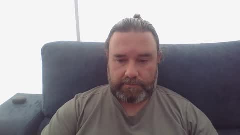 lecheare28 online show from 02/11/25, 03:29