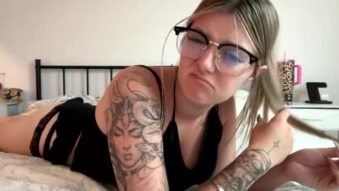 leeannerose online show from 05/26/26, 11:12