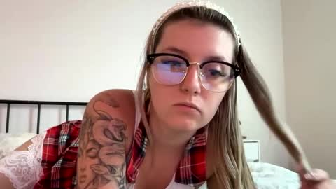 leeannerose online show from 05/27/26, 11:24