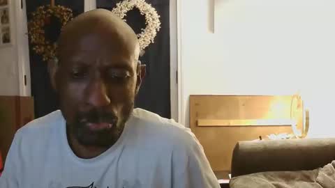 Snapshot of leeguy_hugedick chatting on 05/14/26, 06:53 Ebony DeafGuy online show from 05/14/26, 06:53