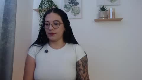 leena_rosee online show from 05/30/26, 02:03