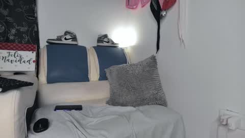 Snapshot of leenar_key chatting on 01/31/25, 11:24 leenar_key online show from 01/31/25, 11:24