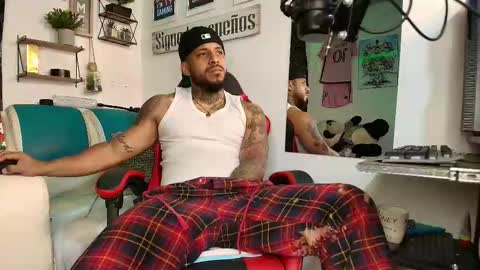 leenar_key online show from 11/13/25, 12:37