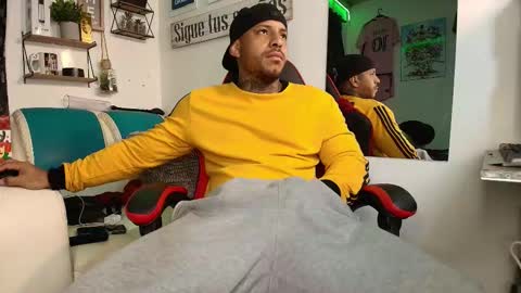 leenar_key online show from 12/03/25, 10:57