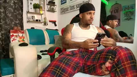 leenar_key online show from 12/04/25, 11:19