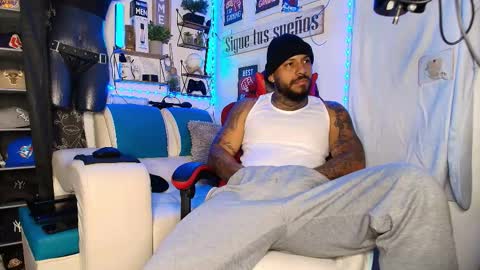 leenar_key online show from 03/25/26, 10:32