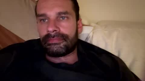 Snapshot of leexxx_69 chatting on 11/20/25, 01:06 leexxx_69 online show from 11/20/25, 01:06