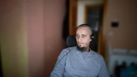 lefrenchiies online show from 11/23/25, 04:40