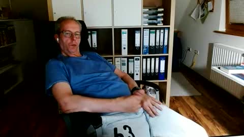 Dave online show from 05/25/26, 10:38