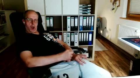 Dave online show from 06/14/26, 01:03