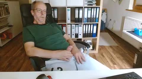 Dave online show from 07/06/26, 10:01