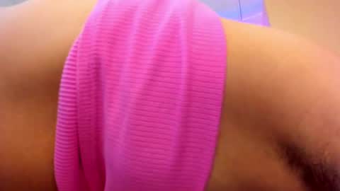 Snapshot of legends_gh1 chatting on 10/08/25, 04:21 Savage and Anto online show from 10/08/25, 04:21