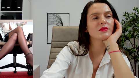 Elle  online show from 12/04/24, 12:58