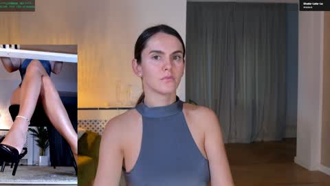 Elle  online show from 10/08/25, 02:36