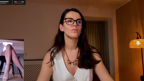 Elle  online show from 02/01/26, 02:26