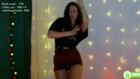 hey Im Leia and I love rock  online show from 06/05/26, 07:19