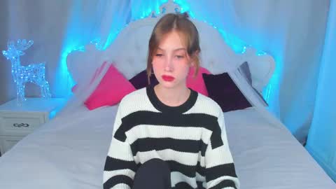 Snapshot of leiawow chatting on 02/21/25, 02:59 leiawow online show from 02/21/25, 02:59