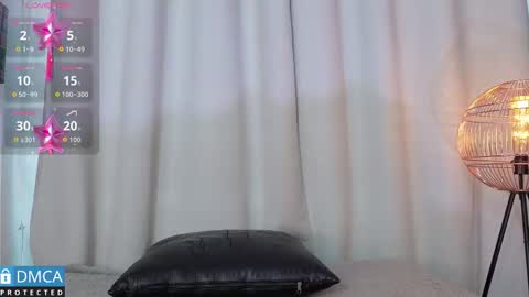 Snapshot of leidy_morales_ chatting on 10/03/25, 11:29 Leidy online show from 10/03/25, 11:29