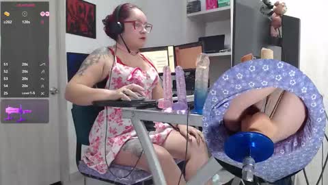 Snapshot of leidycrstnch21 chatting on 01/12/26, 02:22 LeidyDi223 online show from 01/12/26, 02:22