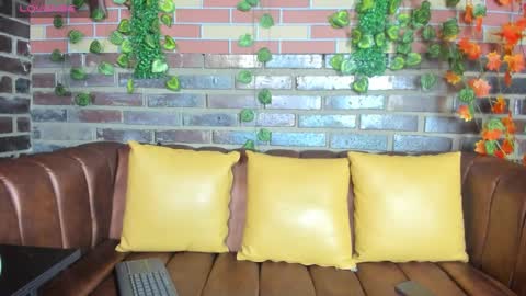 LEIGH ANGELS online show from 02/15/25, 04:56