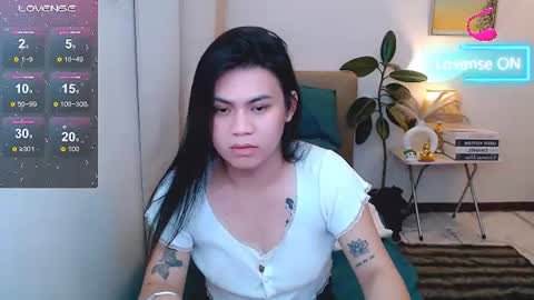 Snapshot of leighcortesi chatting on 06/24/26, 03:11 Cailey online show from 06/24/26, 03:11