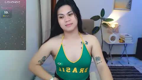 Snapshot of leighcortesi chatting on 07/03/26, 02:12 Cailey online show from 07/03/26, 02:12