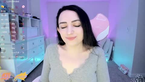 Snapshot of leighlalove chatting on 10/10/25, 12:31 Leighla online show from 10/10/25, 12:31