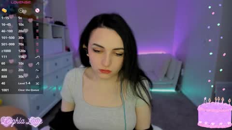 Snapshot of leighlalove chatting on 11/21/25, 11:31 Leighla online show from 11/21/25, 11:31