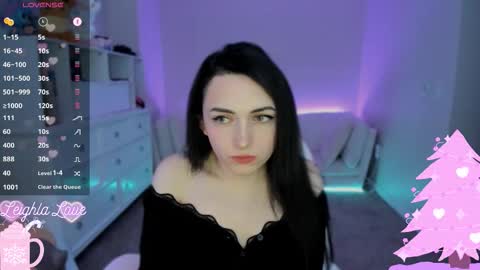 Snapshot of leighlalove chatting on 11/25/25, 01:11 Leighla online show from 11/25/25, 01:11