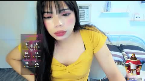 Snapshot of leighottie chatting on 04/25/26, 01:41 leighottie online show from 04/25/26, 01:41