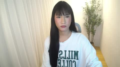 leighs_celine online show from 07/27/26, 05:53
