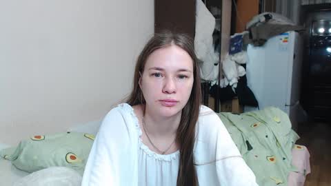 Snapshot of leila_bambi_ chatting on 01/10/25, 09:34 leila_bambi_ online show from 01/10/25, 09:34