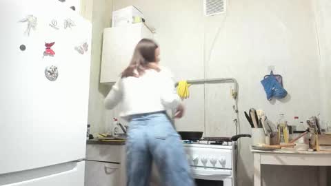 leila_bambi_ online show from 03/10/26, 02:55