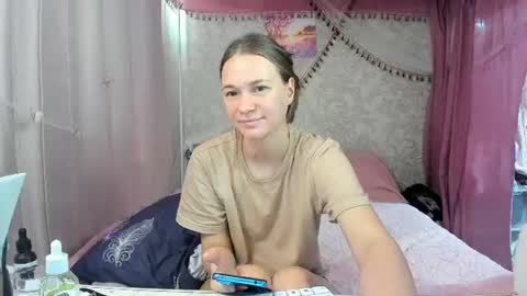 leila_bambi_ online show from 07/06/26, 04:31